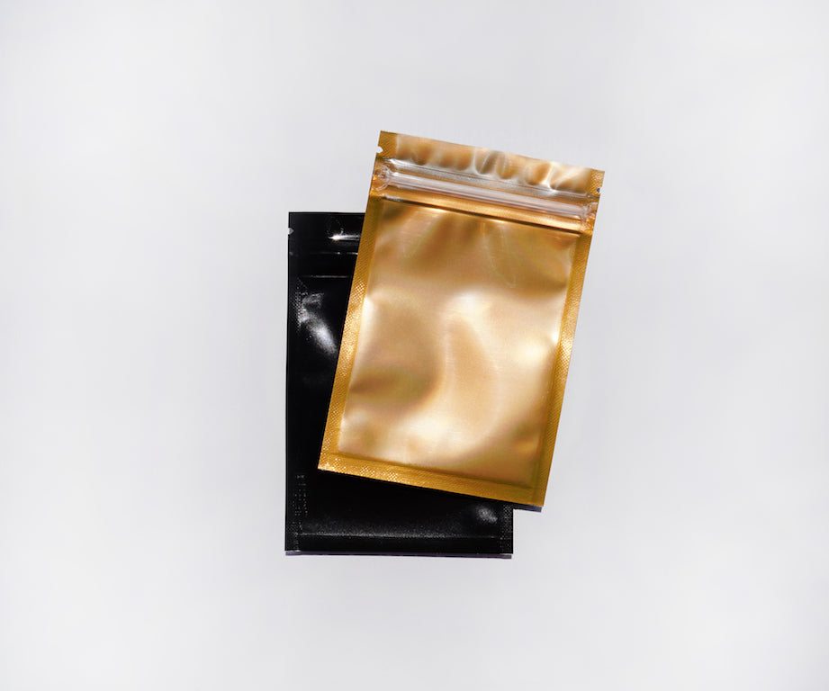 1 Gram Mylar Bags - Black / Gold